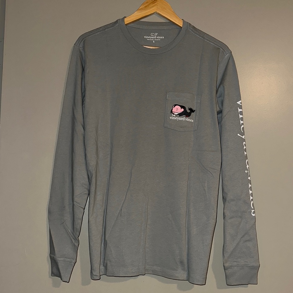 NWT Vineyard Vines Vampire Wale Halloween Long-sleeved shirt - grey